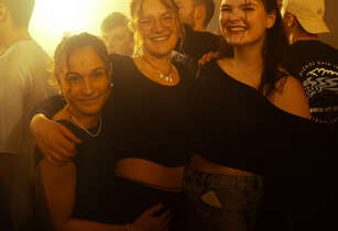 p1024118