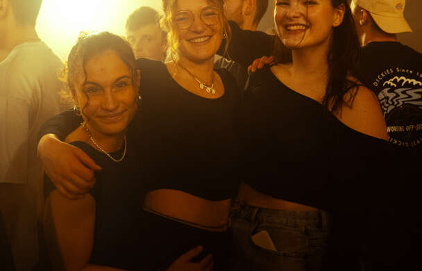 p1024118