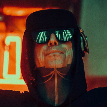 PLAY - ALFRED HEINRICHS - ALESSIA CATTANI