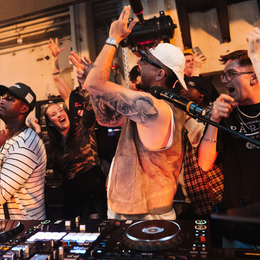 DRUNK IN LOVE X DOUBLEDOWN by drunk.affairs
